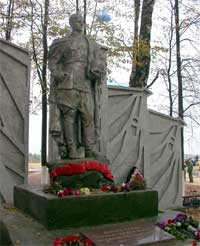 The fraternal tomb to the Soviet warriors near the Solovjeva crossing-plac